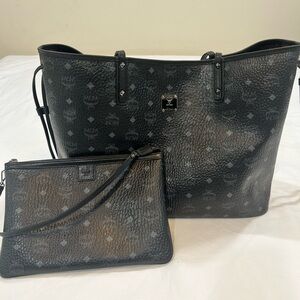 RARE!! Authentic MCM Black/purple reversible Women's Tote and Pouch Setz
